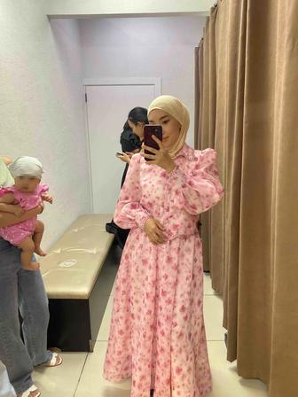 Розовый двойка платье