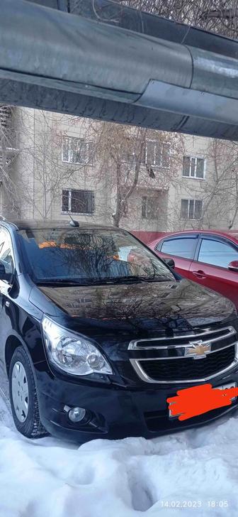 Сдаю машину 2022 года механика Chevrolet Cobalt