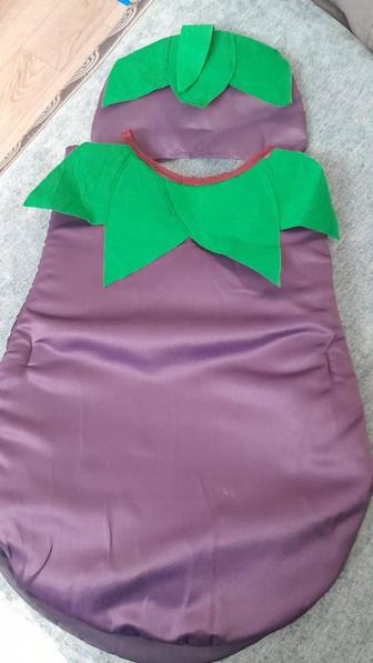 Продам костюм баклажана