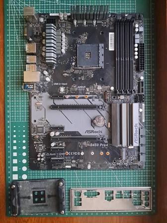Материнская плата ASRock AMD B450