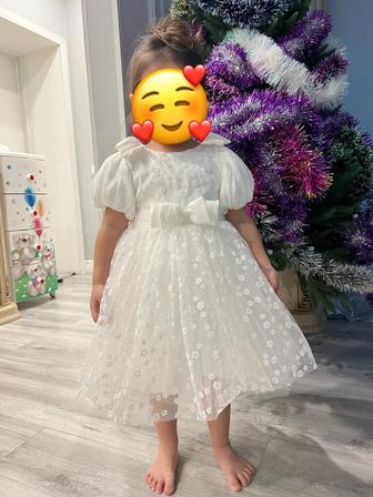 Платье на девочку