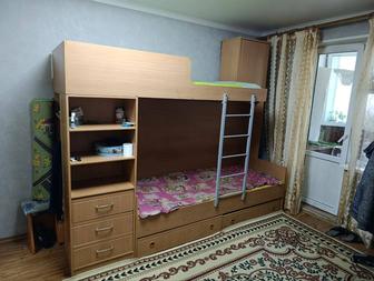 Кровать двухъярусная