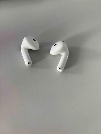 Продам левый и правый наушники AirPods 4