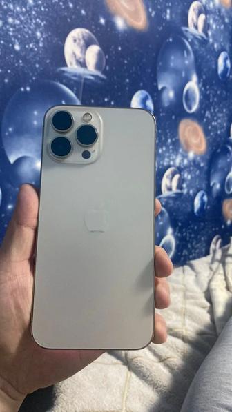 Продам iPhone 13 pro max цвет золотой