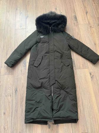 Продам женский пуховик