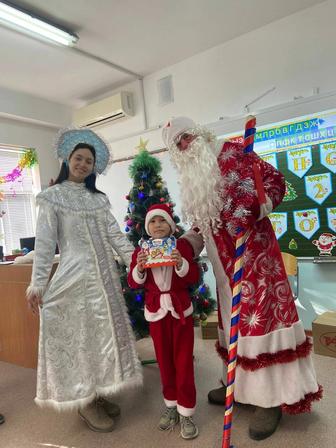Дед Мороз и Снегурочка в Актау!