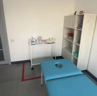 Кушетка кресло шкаф помощник стол