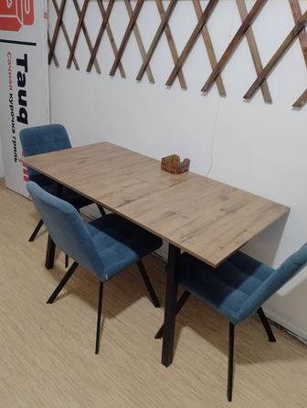 Продам стол и стулья