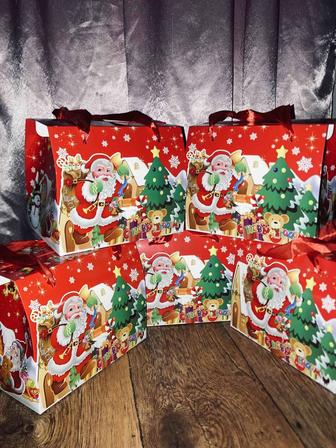 Новогодние подарочный бокс