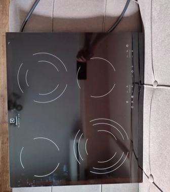 Продам варочную поверхность