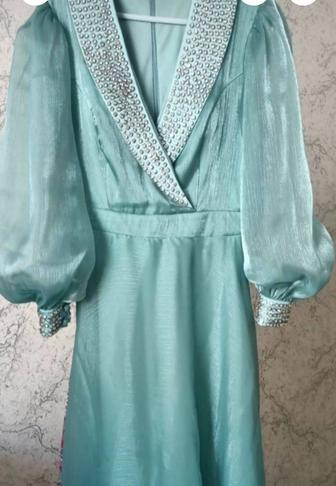 Продается красивое вечернее платье