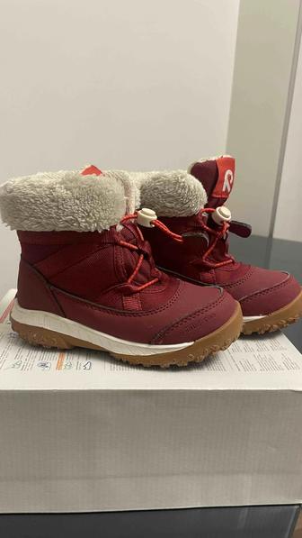 Зимние детские сапоги