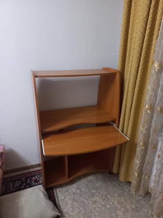 Продается компьютерный столик