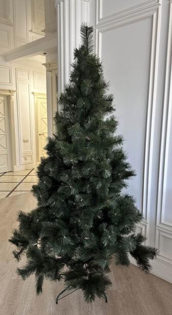 Новогодняя искусственная елка