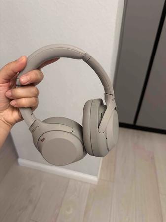 Наушники Sony WH-1000XM4