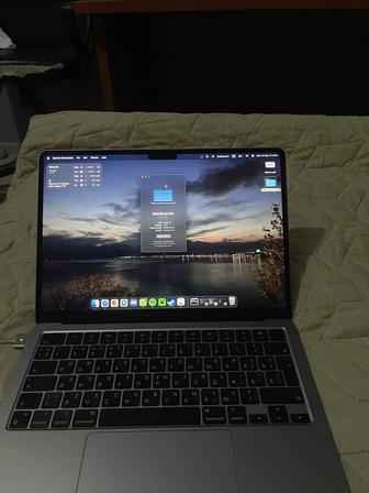 Macbook M2 8/256 2022 Год