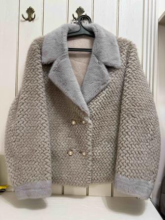 Эко шуба почти новая