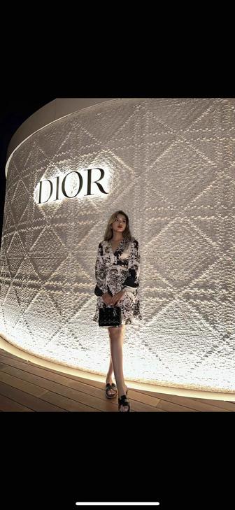 Продаю платье в стиле Dior!