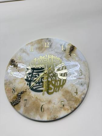 Продается часы настенные