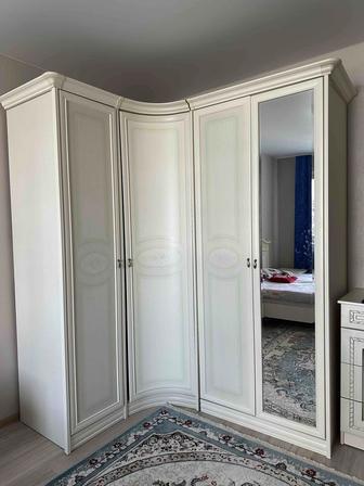 Продам спальный гарнитур без кровати