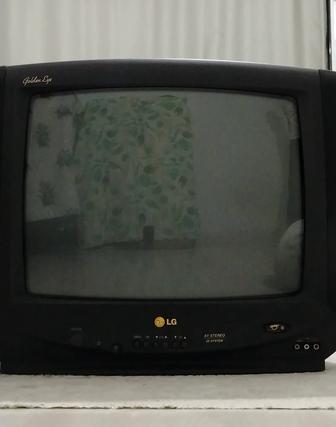 Телевизор сатам/ Продам Телевизор