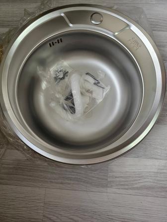 ПРОДАМ НОВУЮ РАКОВИНУ!