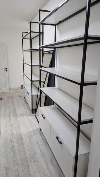 Сталажи под косметику