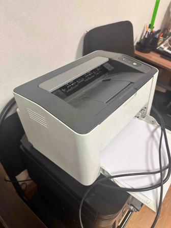 Принтер hp черно белый