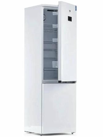 Холодильник Beko B3RCNK402HW