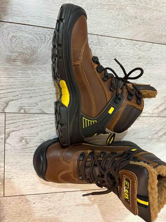 Продам спецобувь