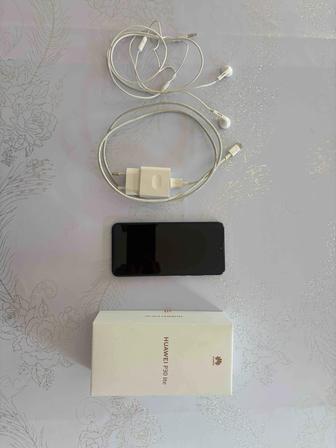 Huawei P30 lite ОЗУ 4 gb, 128 gb памяти
