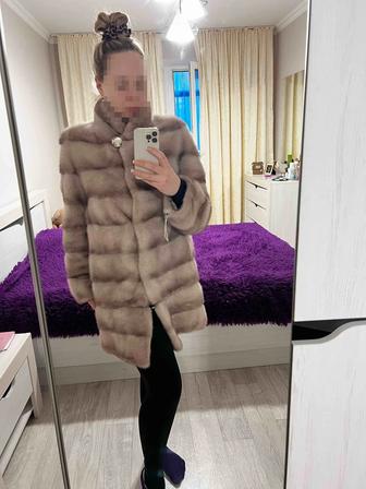 Продам шубу норковую