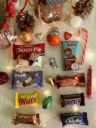 Подарок со сладостями на Новый год