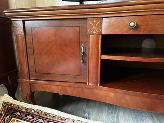 Тумба под ТВ