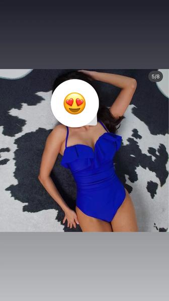 Продам утягивающий купальник с воланами