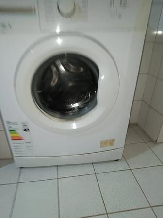 Продам стиральную машину