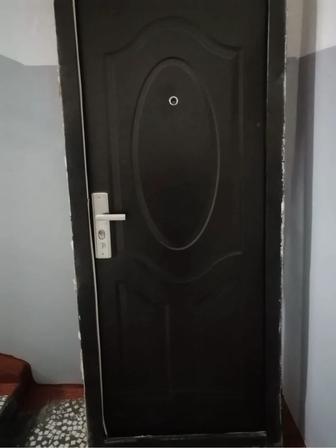 Дверь входная железная