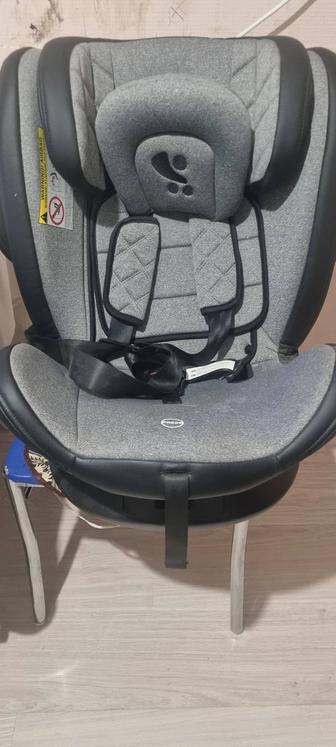 Продам автокресло