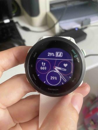 Продам смарт-часы Garmin Forerunner 55