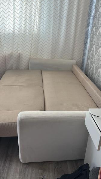 Отдам диван