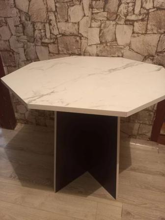 Новый стильный столик