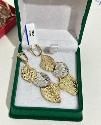 Золотые серьги