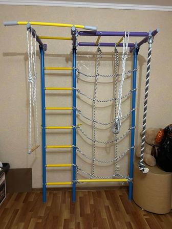 Шведская стенка с навесным оборудованием