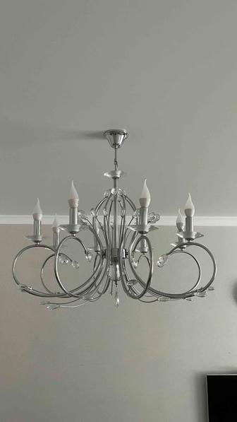 Продам люстру