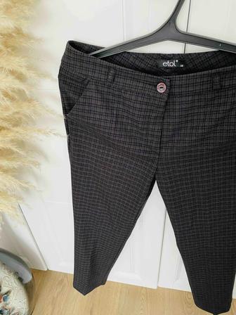 Продам несколько женских брюк р.42-44