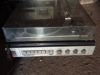 Виниловый проигрыватель