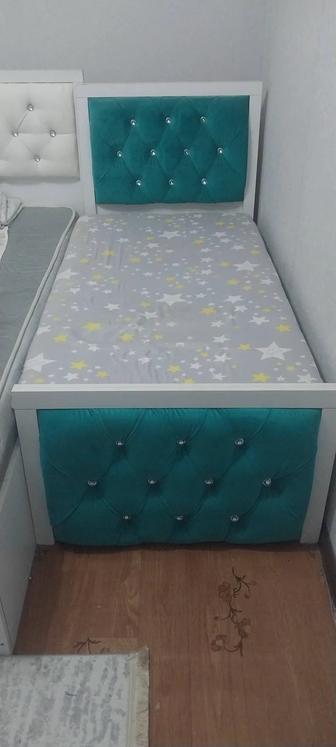 Кровать подростковая