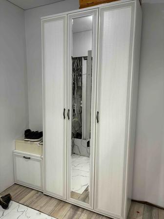 Шкаф можно и для прихожей