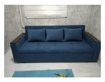 Продам диван расклатной с подлокотником