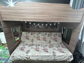 Продам двухъярусную кровать-диван